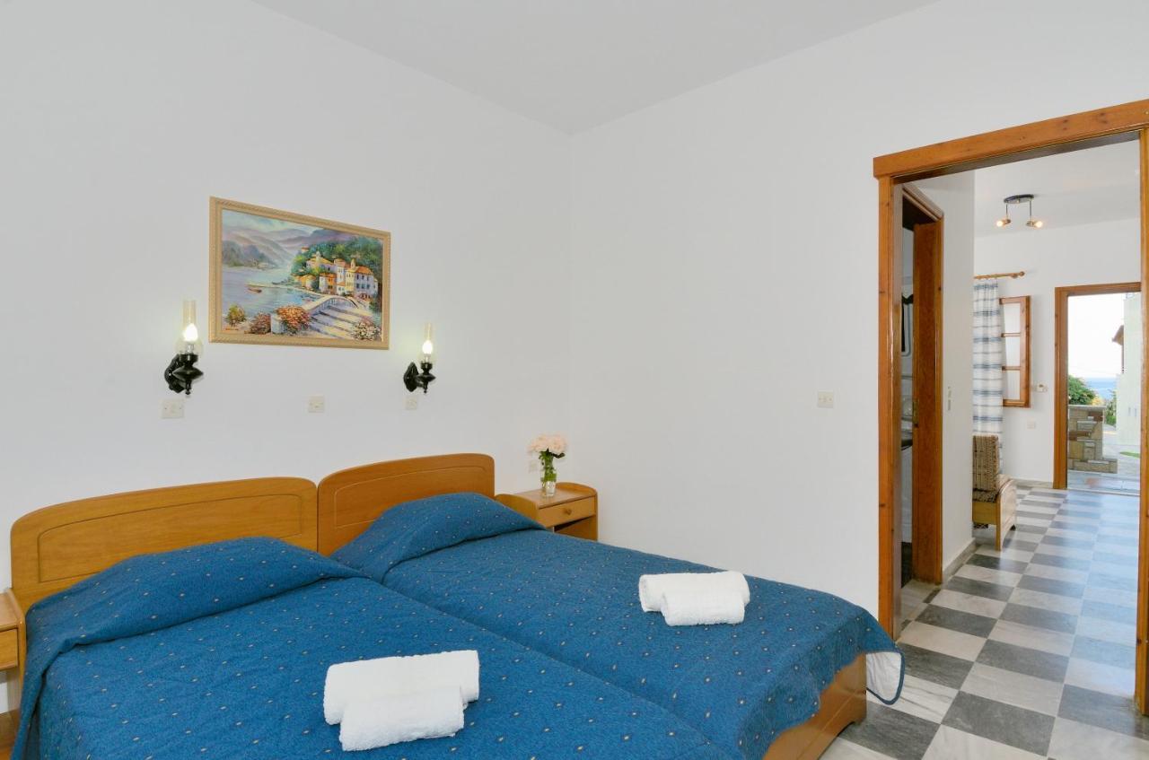 Agrilionas Hotel Marathókampos Eksteriør billede