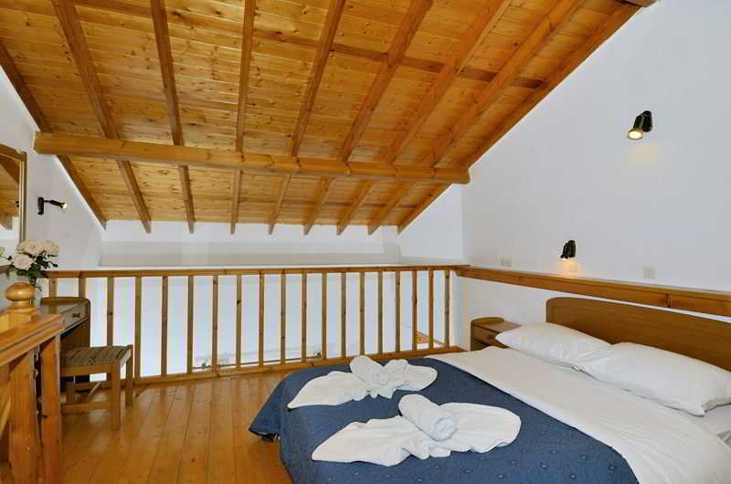 Agrilionas Hotel Marathókampos Eksteriør billede